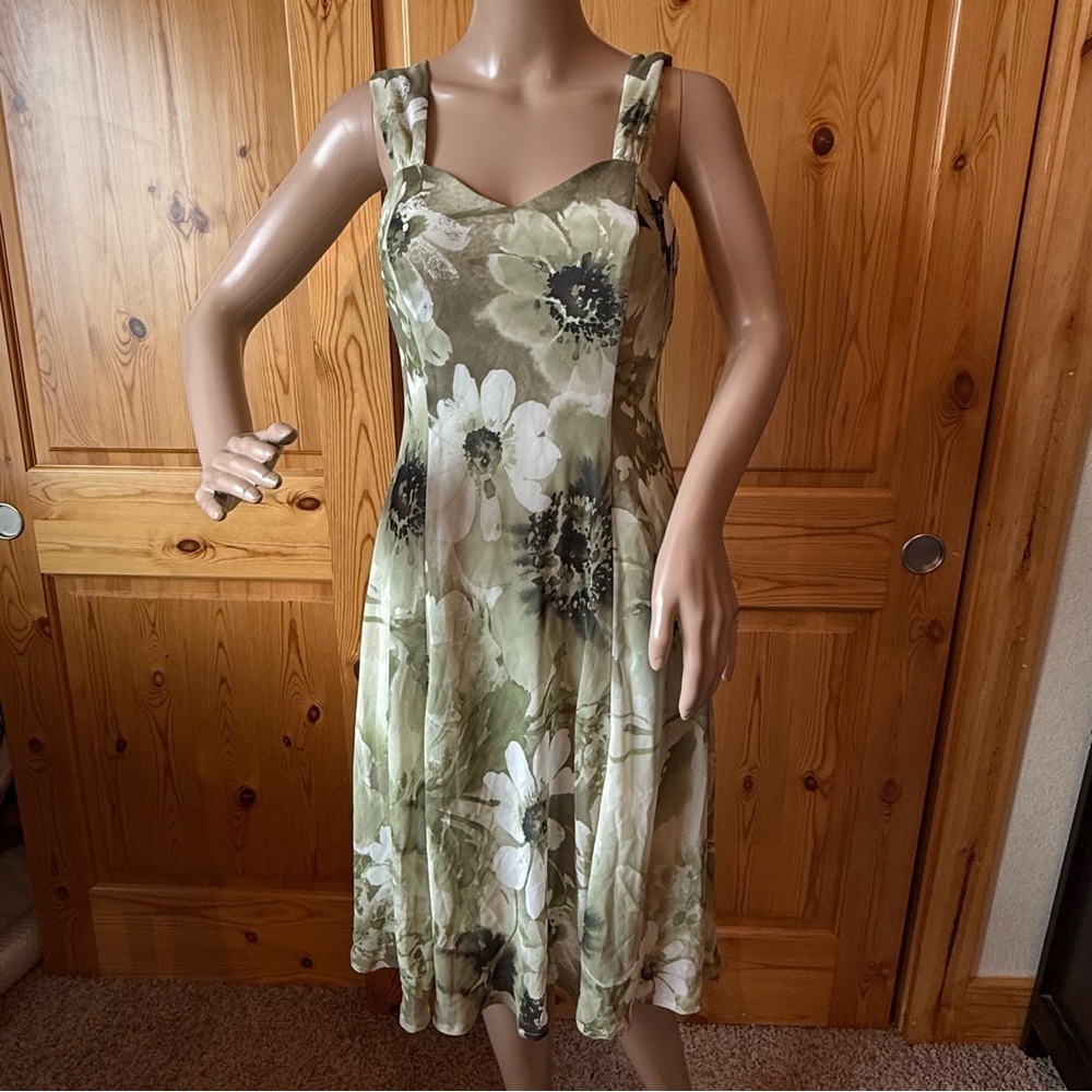 Vintage Y2K Connected Apparel Floral Midi Dress Size 6 Layered Feminine